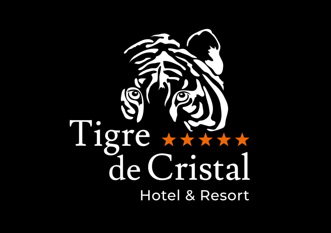 Де тайгер. Тигре де Кристал Владивосток. Логотип Tiger de Cristal. Казино Tigre de Cristal логотип. Tigre de Cristal Hotel & Resort логотип.